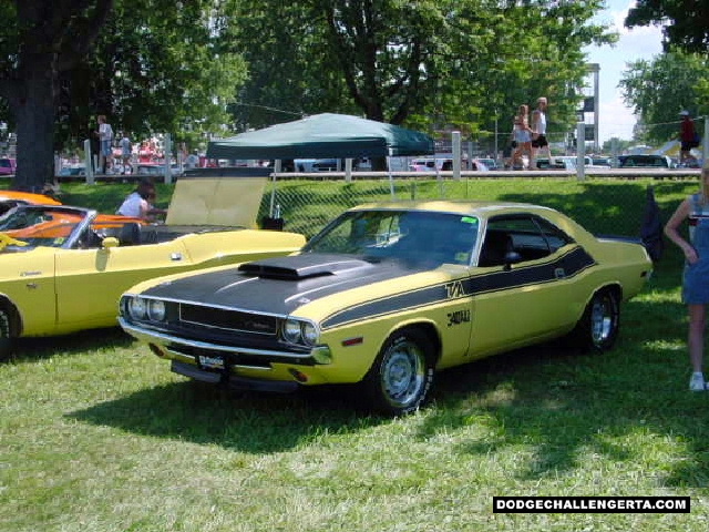 Dodge Challenger TA, photo from 2000 Mopar Nats.