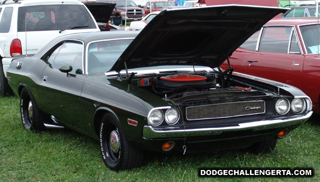 Dodge Challenger TA, photo from 2004 Mopar Nats.